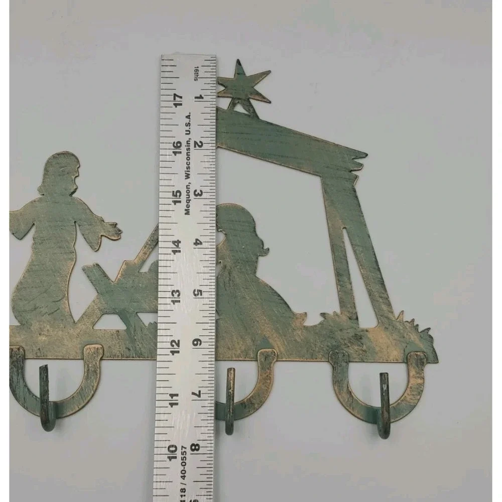 House Of Lloyd Nativity Wall Hooks Faux Patina Metal 11.5